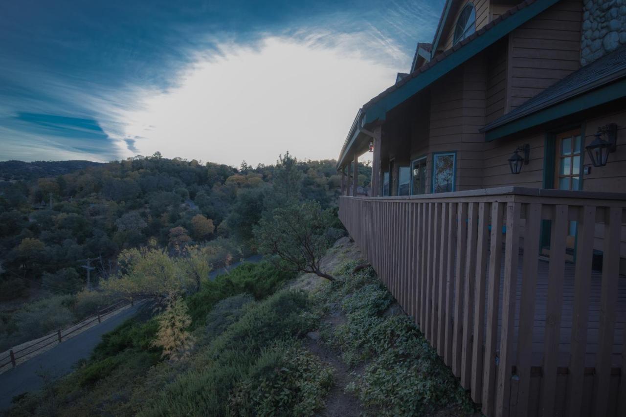 Tucker Peak Lodge Джулиан Экстерьер фото