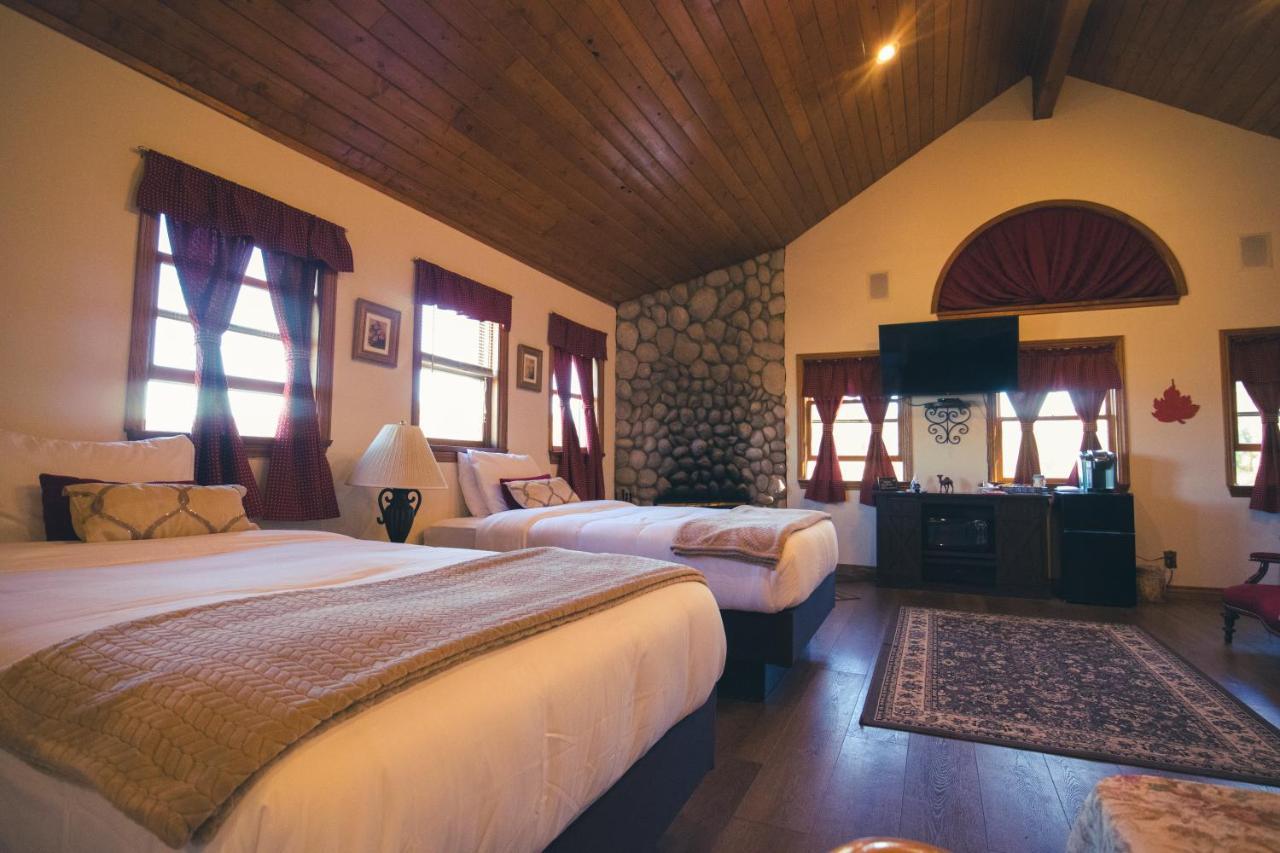 Tucker Peak Lodge Джулиан Экстерьер фото