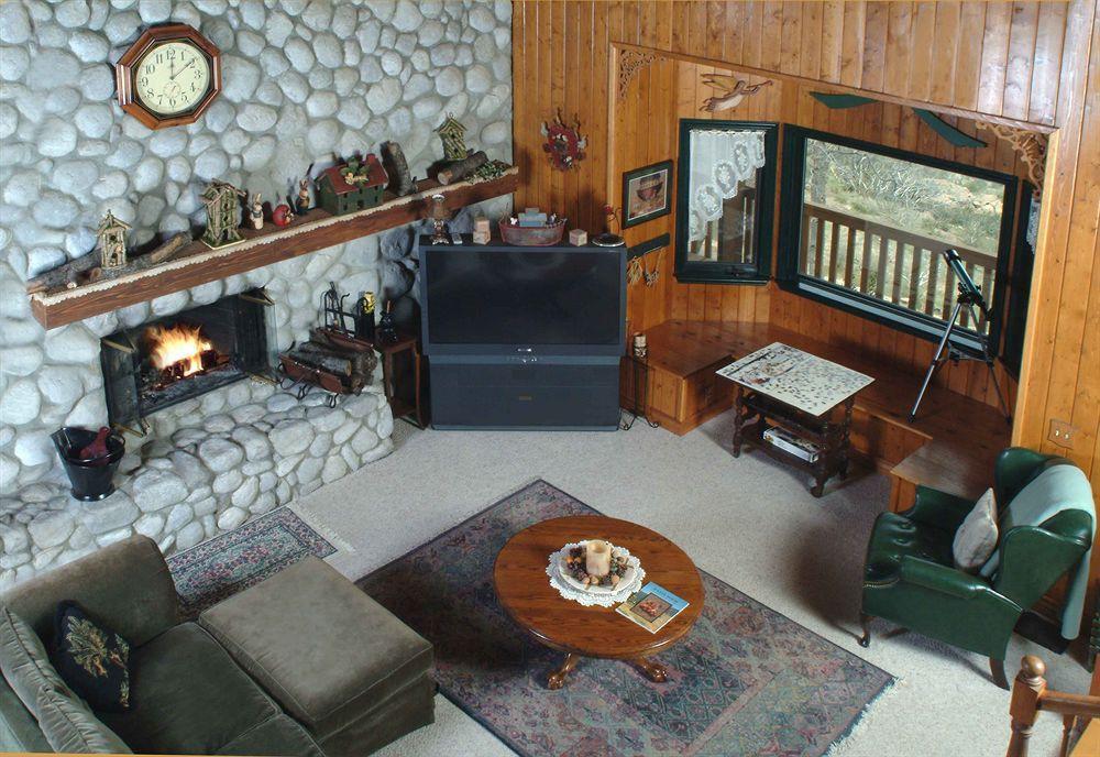 Tucker Peak Lodge Джулиан Экстерьер фото